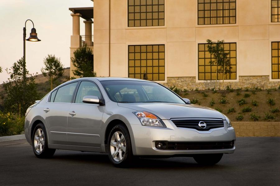  Nissan Altima V6 2007 года  (фото 27 из 37)